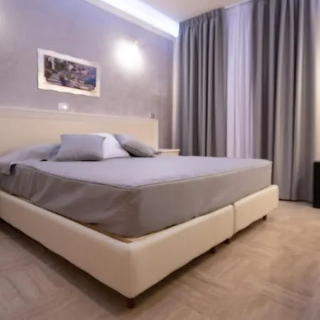 Luxury Theatre * Řím